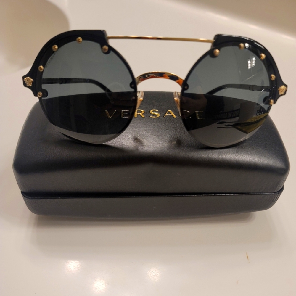 Versace sun glasses